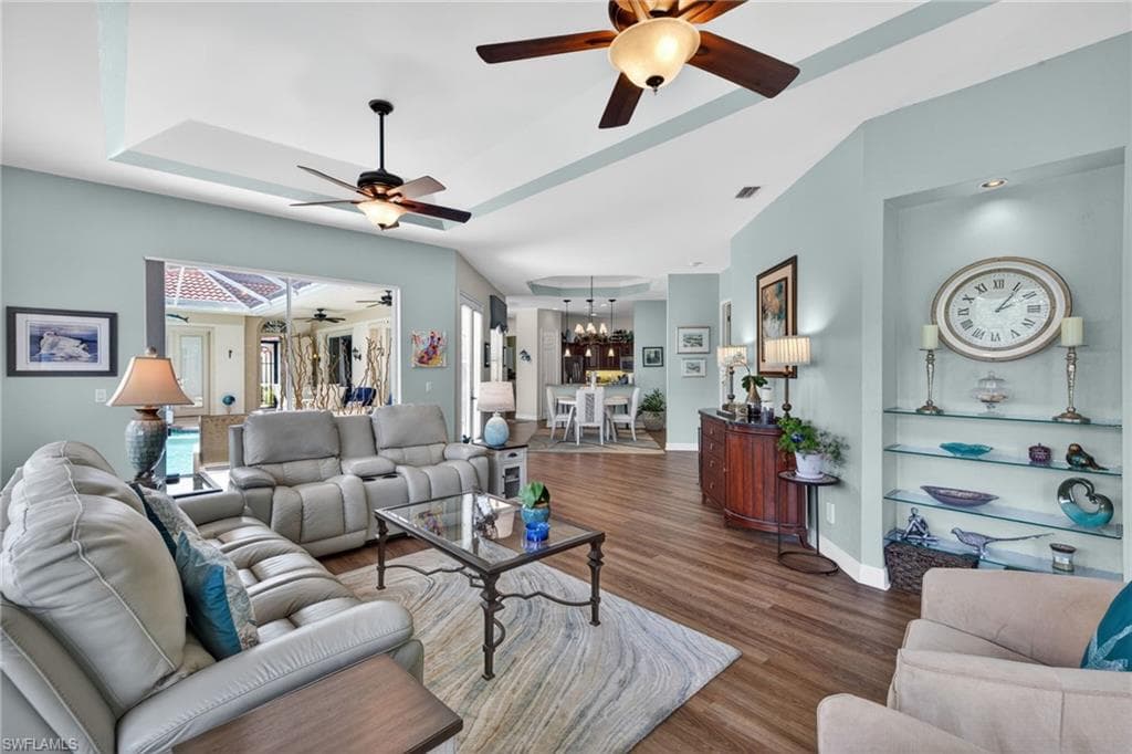 15117 Ports Of Iona DR-6