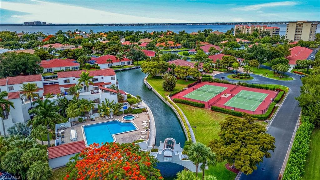 15117 Ports Of Iona DR-37