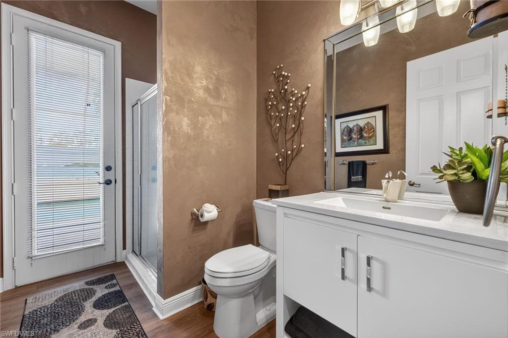 15117 Ports Of Iona DR-23