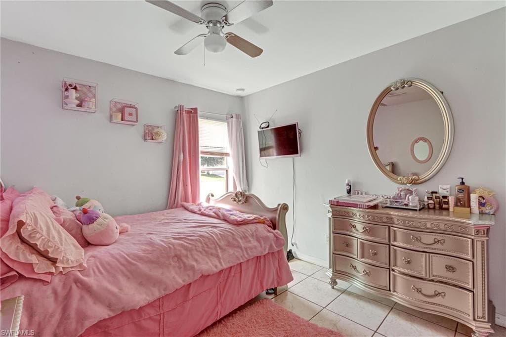 18330 Beauty Berry CT-15