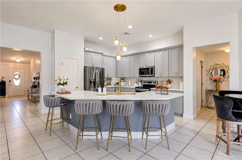 18330 Beauty Berry CT-2