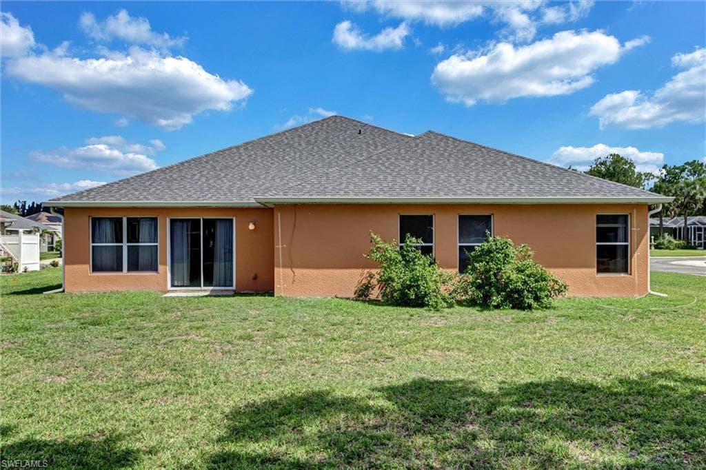 18330 Beauty Berry CT-32