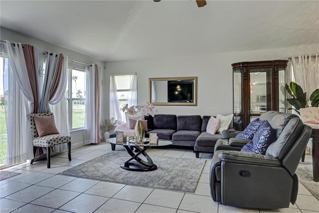 18330 Beauty Berry CT-30