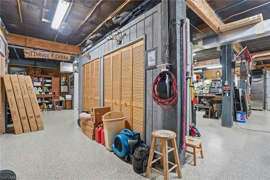 4210 Fulton CIR-25