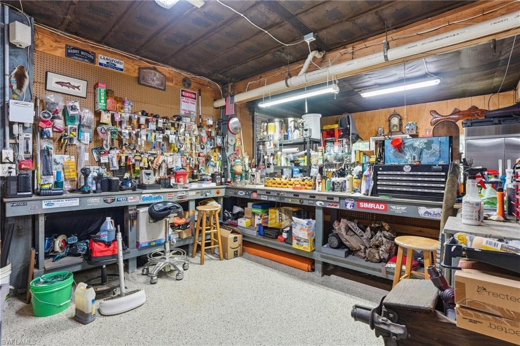 4210 Fulton CIR-27