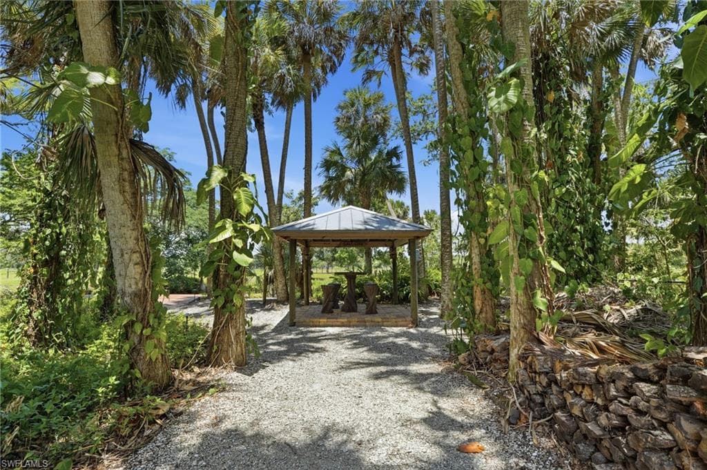 4210 Fulton CIR-36