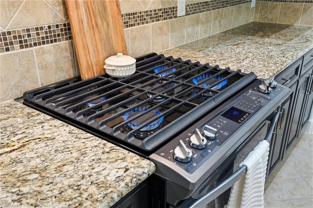 9436 Whooping Crane WAY-13