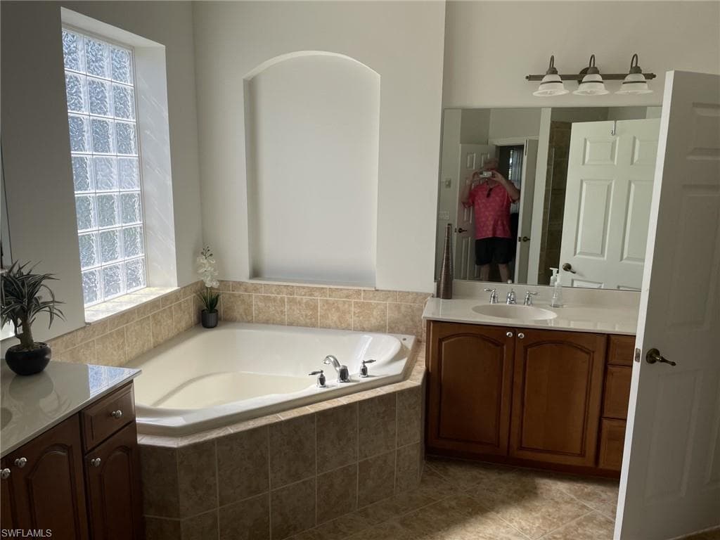 5634 Whispering Willow WAY-16