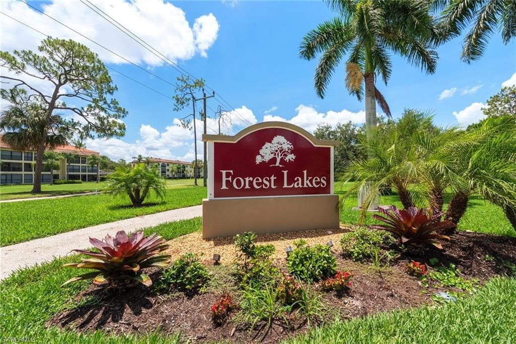 1055 Forest Lakes DR D114-11