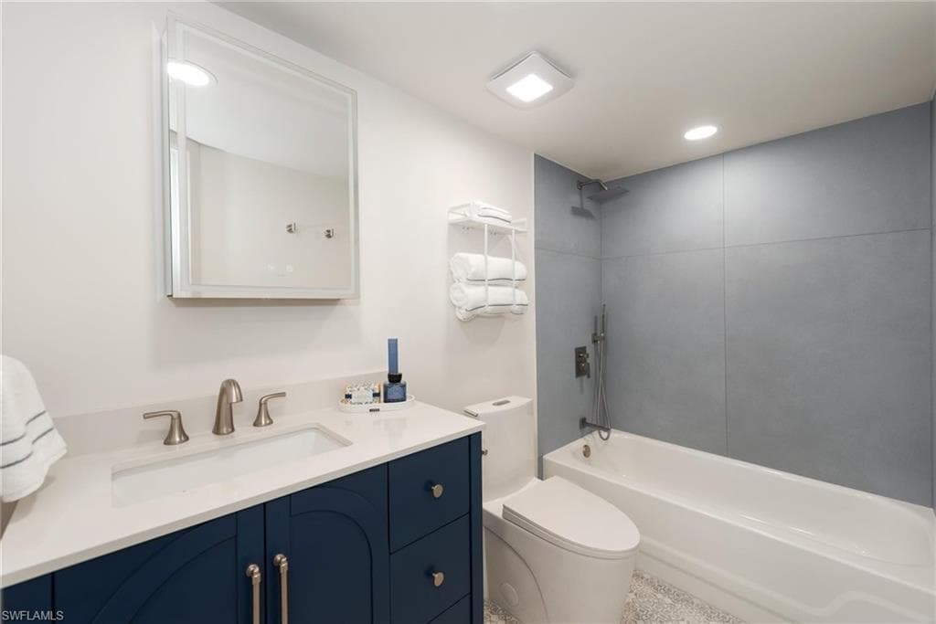 1055 Forest Lakes DR D114-24