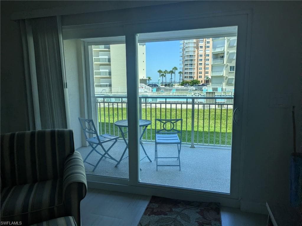 7400 Estero BLVD 107-2
