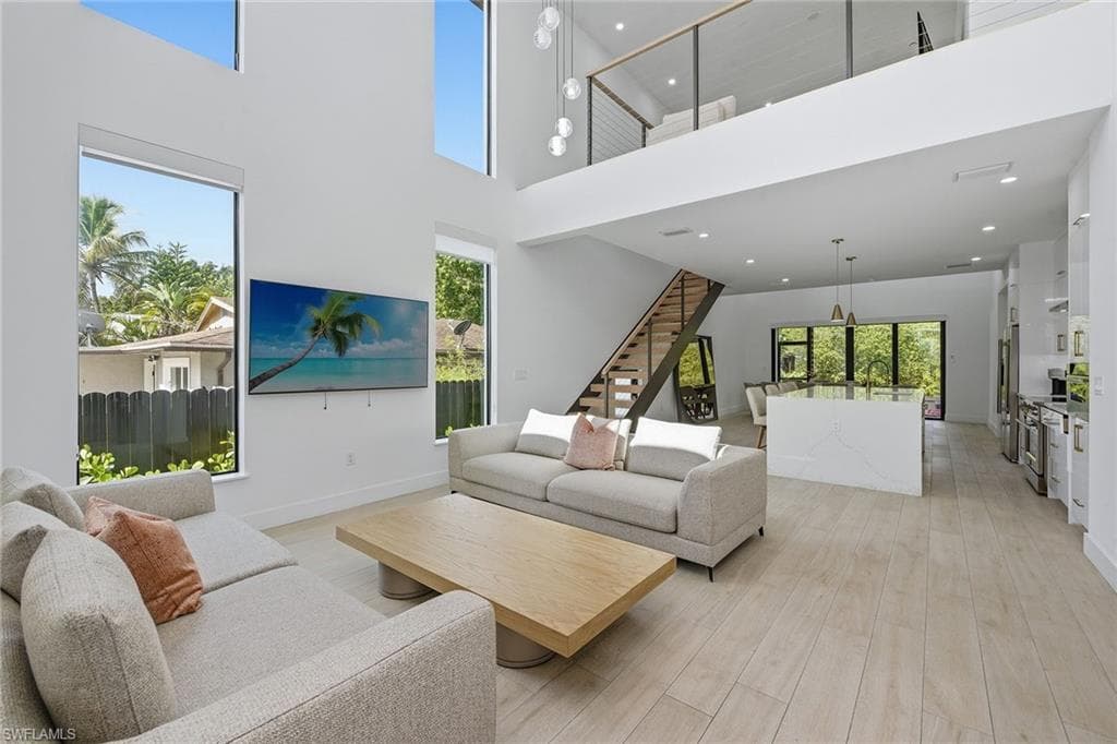 3400 Canal ST-4