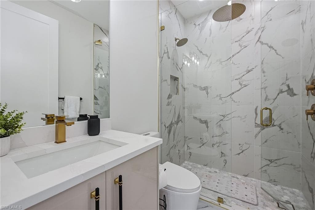 3400 Canal ST-33