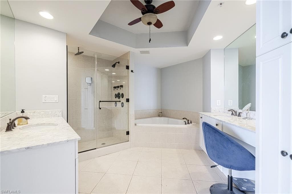 2090 W First ST E705-25