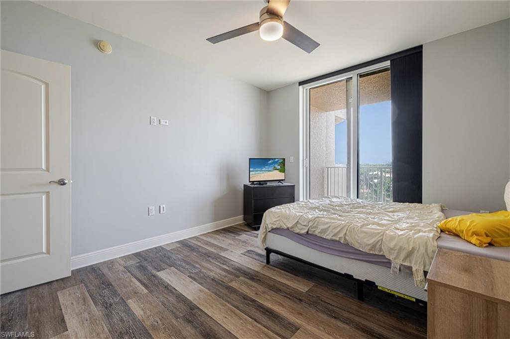 2090 W First ST E705-27