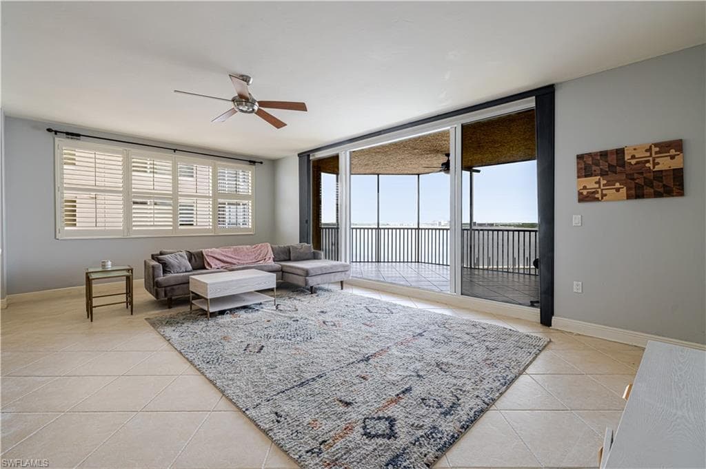 2090 W First ST E705-9