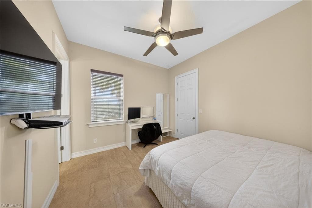 3330 Banyon Hollow LOOP-30