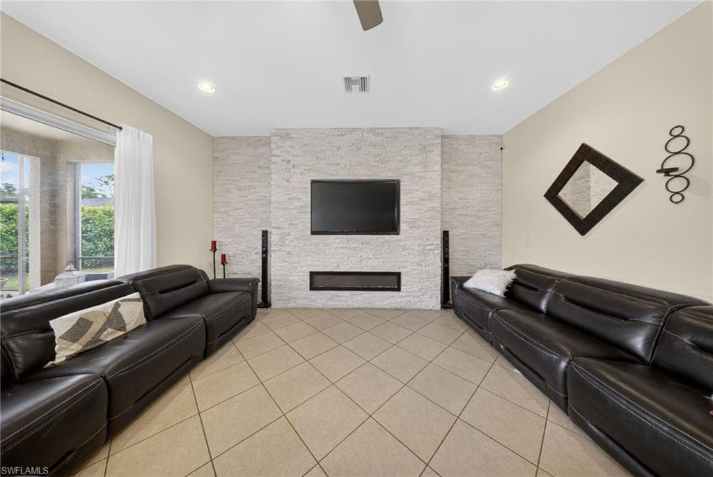 3330 Banyon Hollow LOOP-12