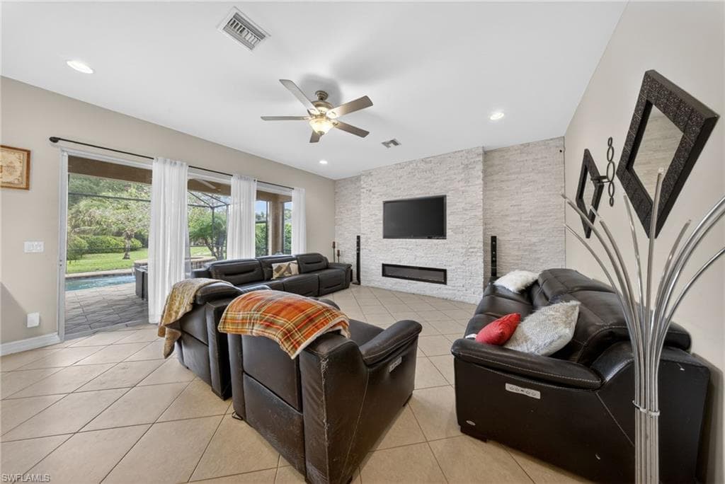 3330 Banyon Hollow LOOP-9