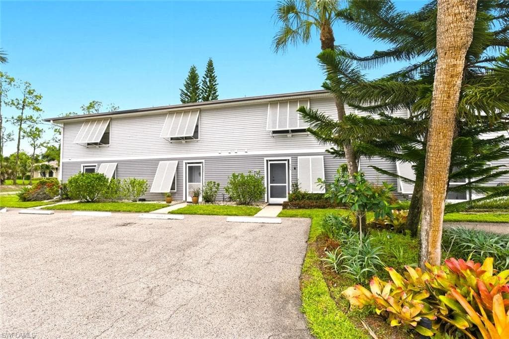 25500 Cockleshell DR 503-6