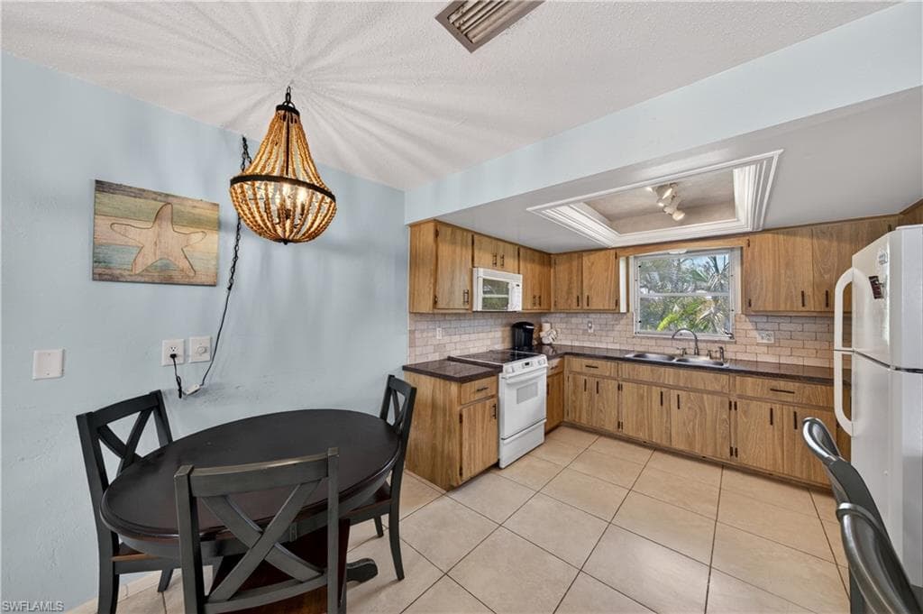 3188 Shell Mound BLVD-6