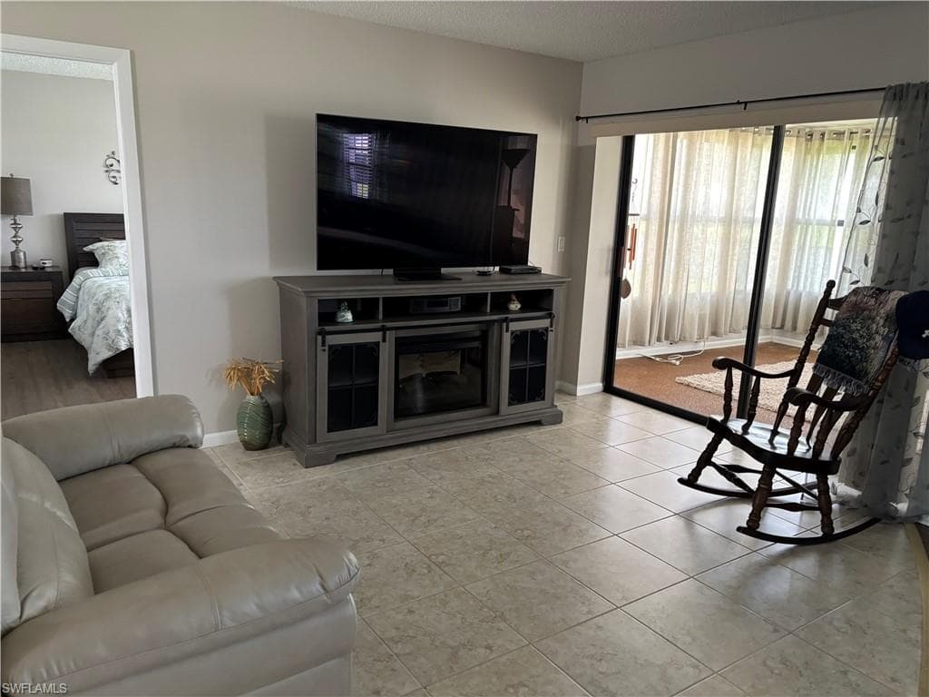 1514 Palm Woode DR-1