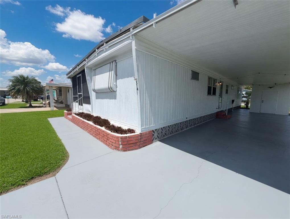 514 Blossom CT-1