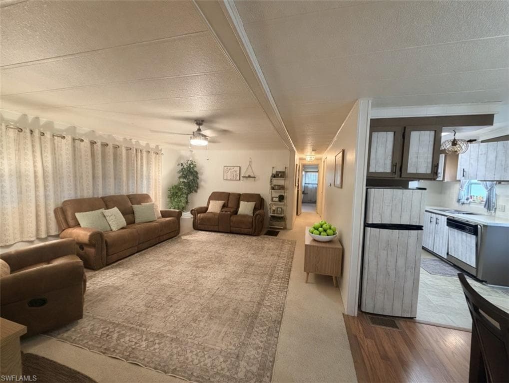514 Blossom CT-4
