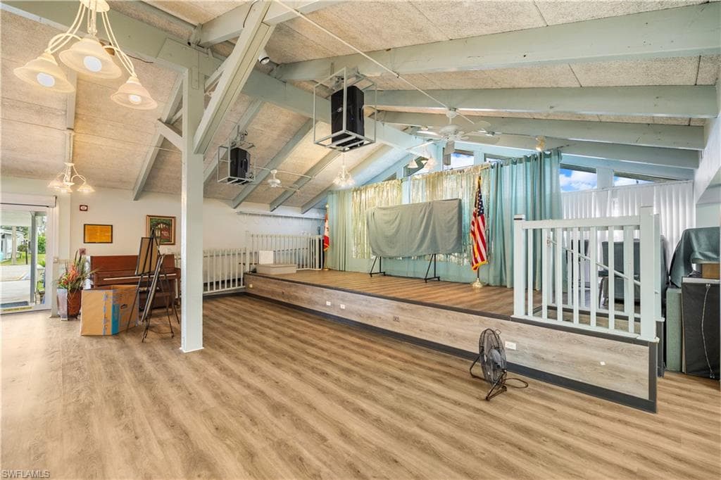 514 Blossom CT-23