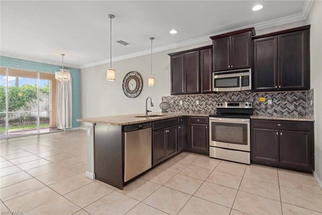10864 Alvara WAY-5