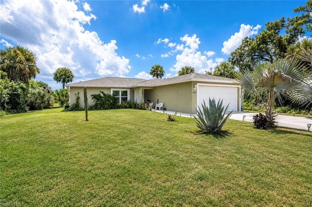 3061 NW Beechwood CIR-1