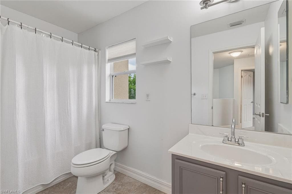 25134 Palisade RD-35
