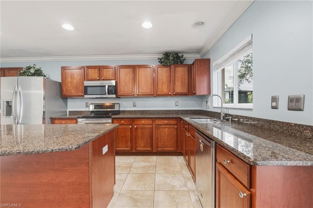 25134 Palisade RD-21