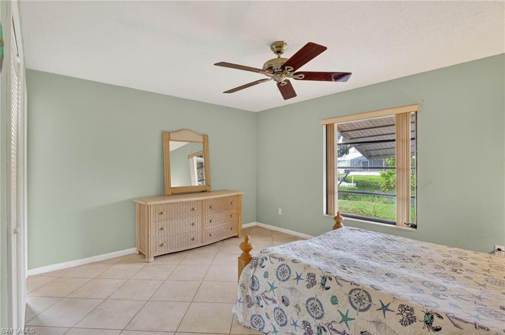 5330 Genesee PKWY-16