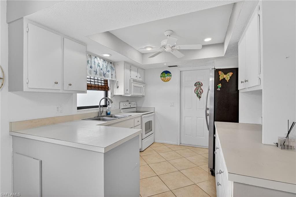 5330 Genesee PKWY-11