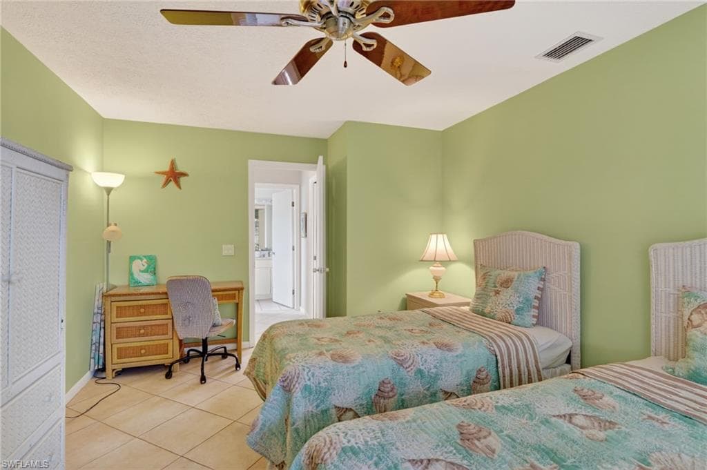 5330 Genesee PKWY-13