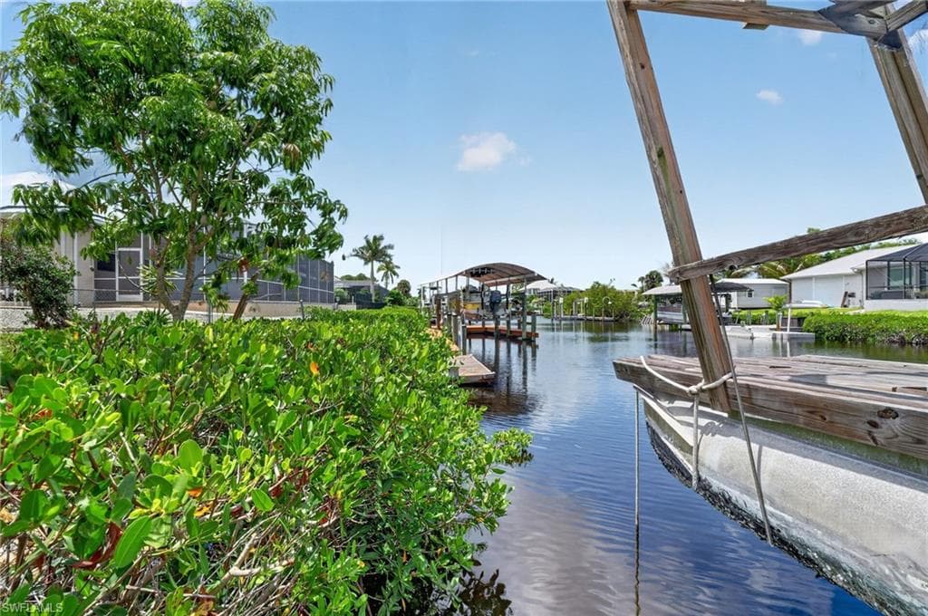 5330 Genesee PKWY-36