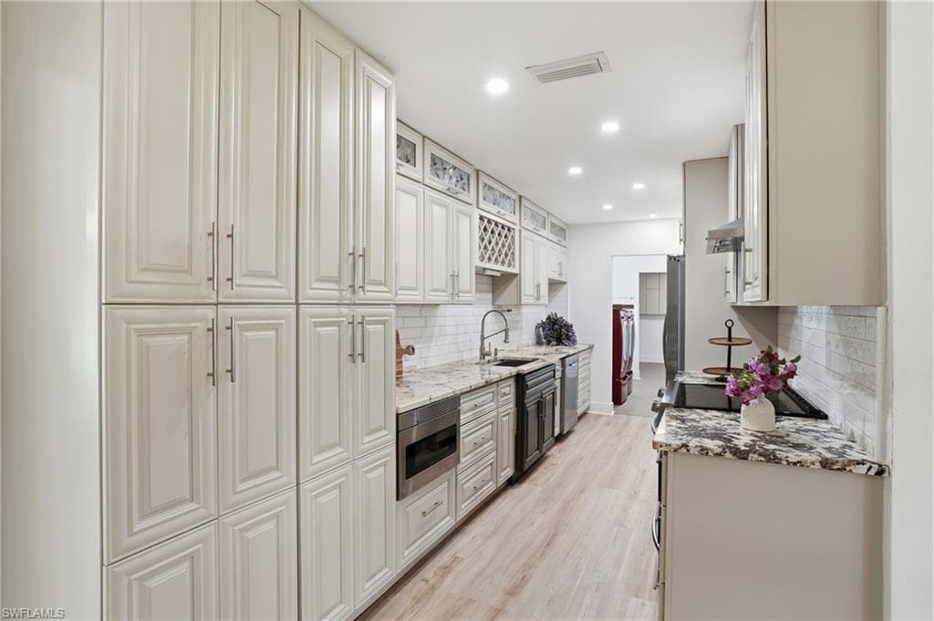 55 Aqua LN-6
