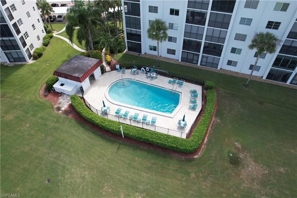 37 High Point CIR E 602-27
