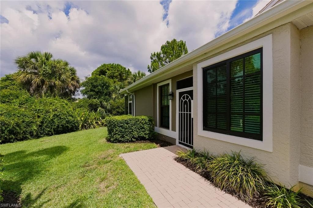 7685 Meadow Lakes DR 1301-2