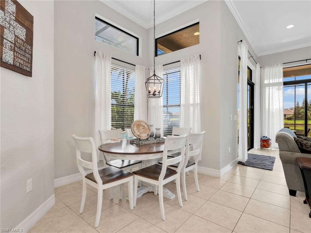 2756 Crystal WAY-23