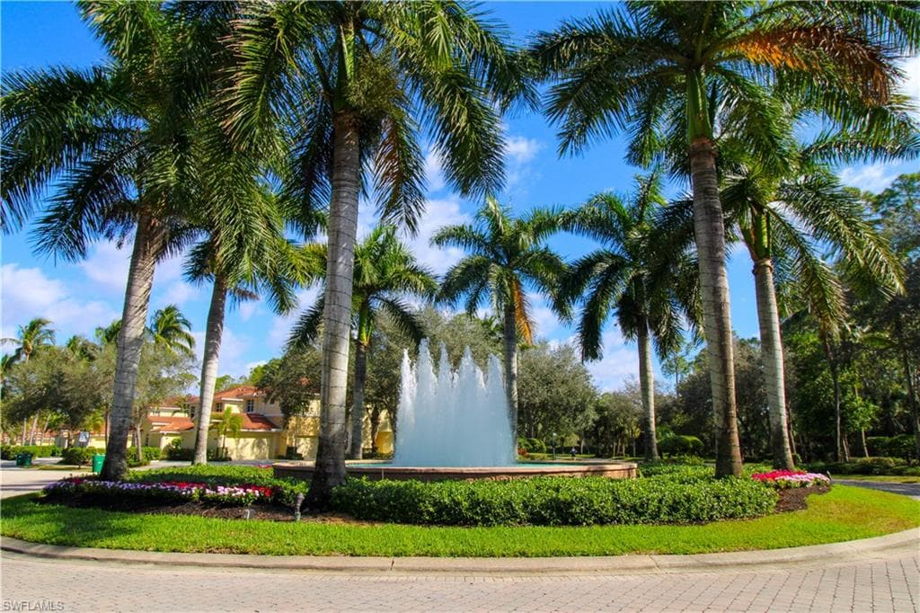 1912 Tarpon Bay DR N-32