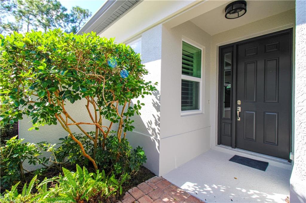 1912 Tarpon Bay DR N-28