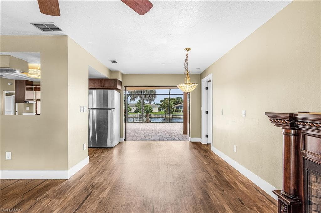 13520 Island RD-8