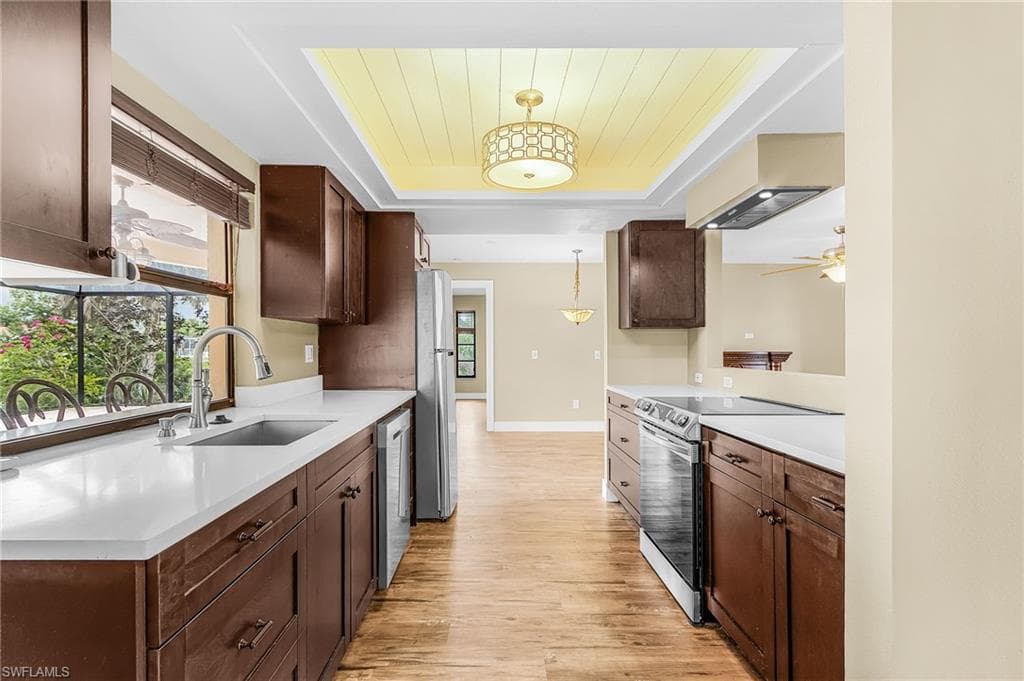 13520 Island RD-9
