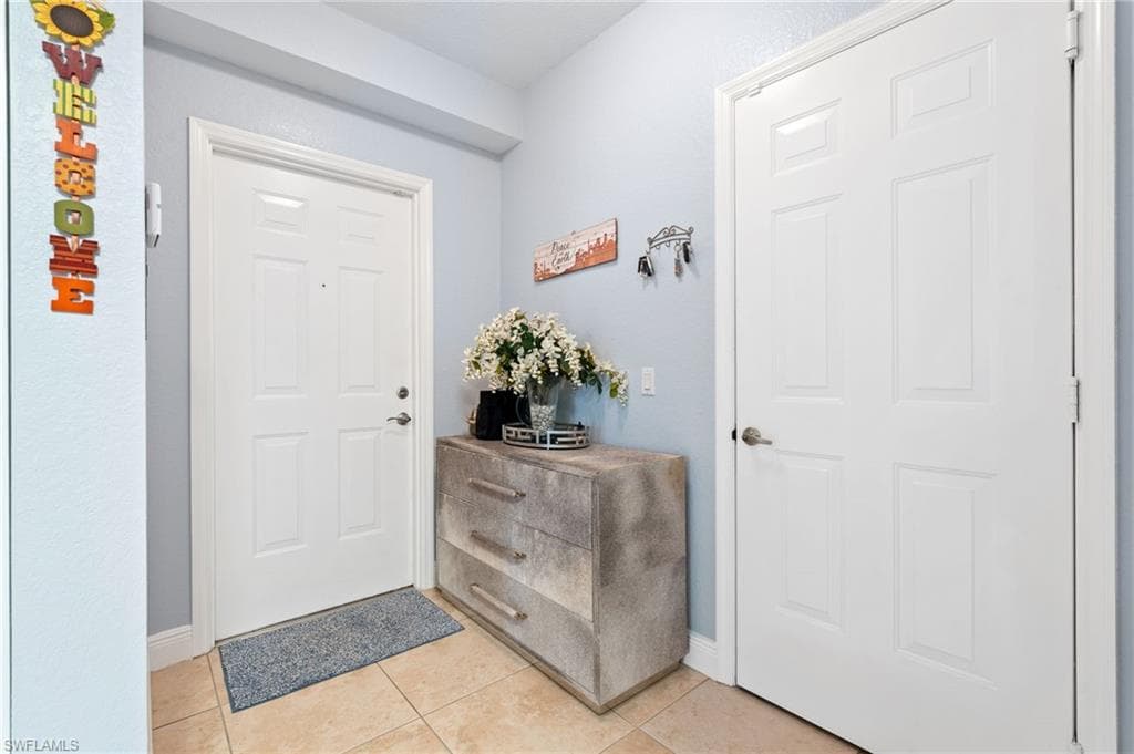 20140 Estero Gardens CIR 104-2