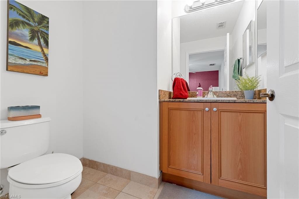 20140 Estero Gardens CIR 104-14