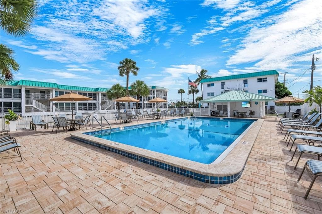 6500 Estero BLVD C113-25