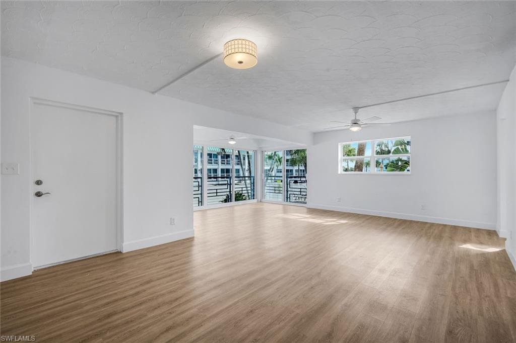 6500 Estero BLVD C113-6