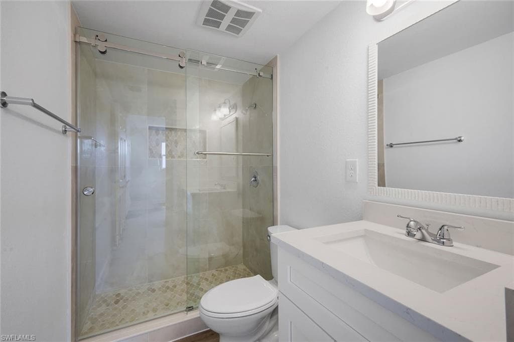 6500 Estero BLVD C113-19